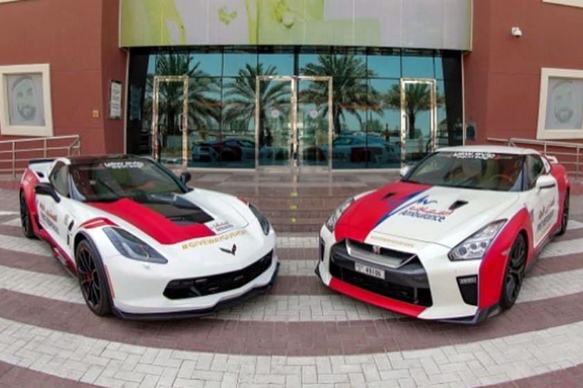 Dua Supercar Ini Jadi Ambulans di Dubai  