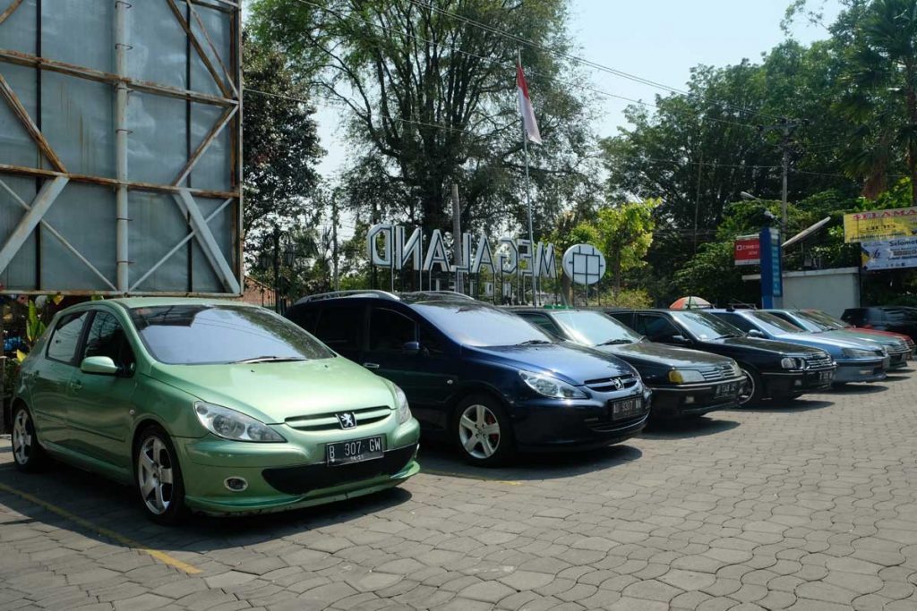 Dari Acara ‘Les Rassemblements’ Indonesia Peugeot 405 Community  