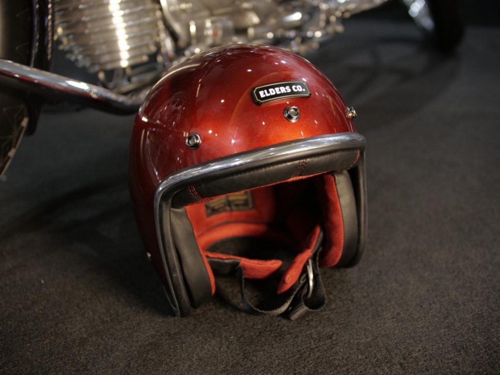 Elders Company Luncurkan Koleksi Helm Terbaru, Ini Harganya!  