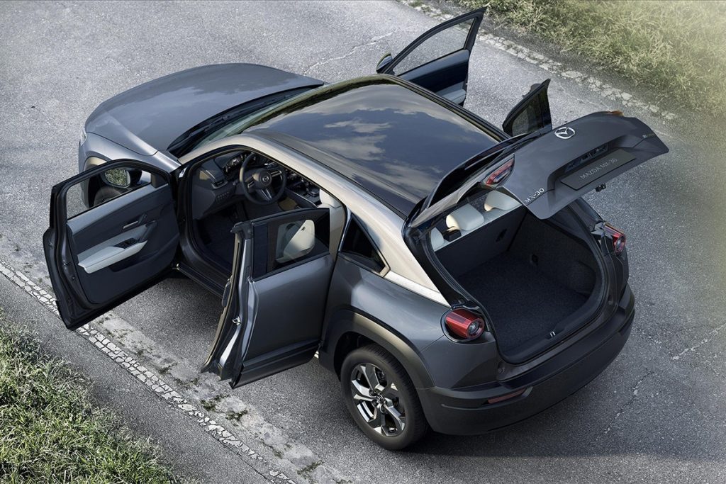 Mobil Hybrid Pertama Mazda Resmi Meluncur, Ini Harganya 