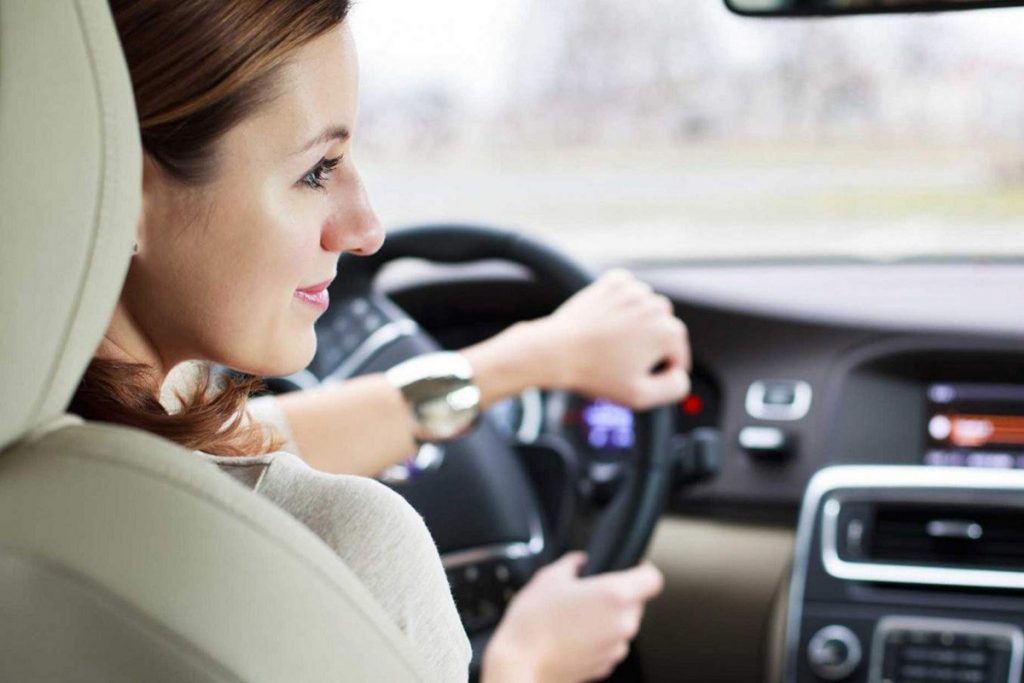 Tips Berkendara Aman dan Nyaman Bagi Wanita  