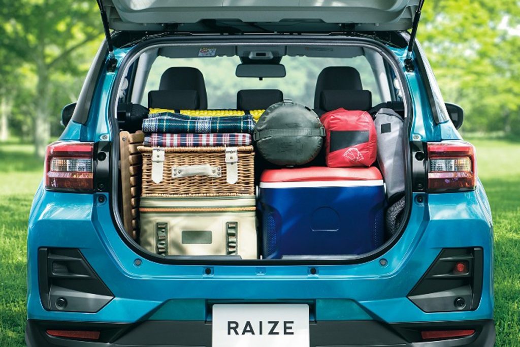 Toyota Raize, Mobil Serbaguna Dengan Tampilan 'Compact SUV' 