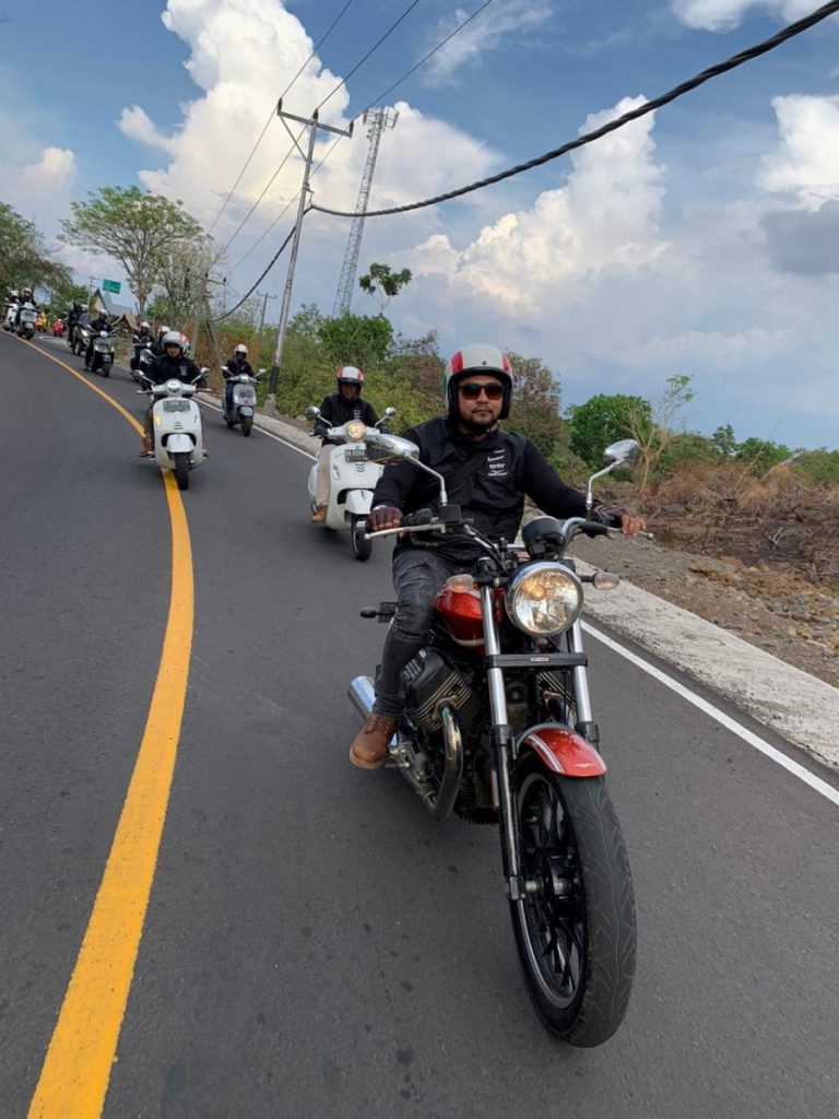 Piaggio, Vespa, Moto Guzzi dan Aprilia Jelajahi Keindahan Lombok 