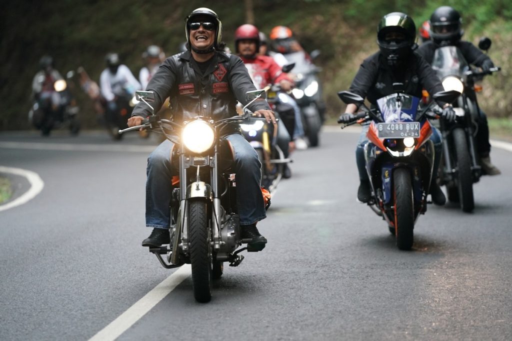 Keriuhan Suryanation Motorland Ridescape di Coban Rondo  