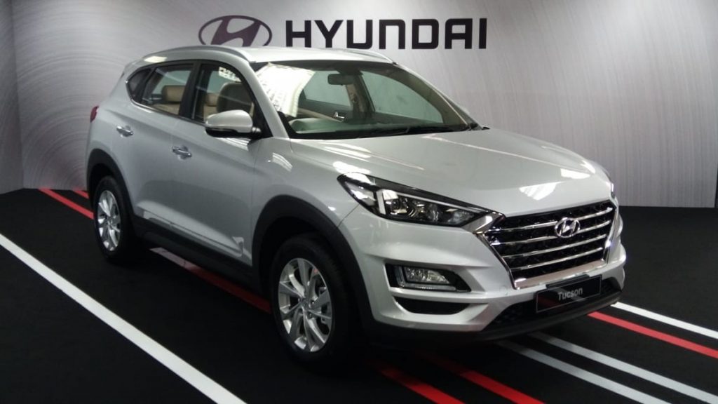 Hyundai Kenalkan Tucson facelift dan Mobil Listrik IONIQ 