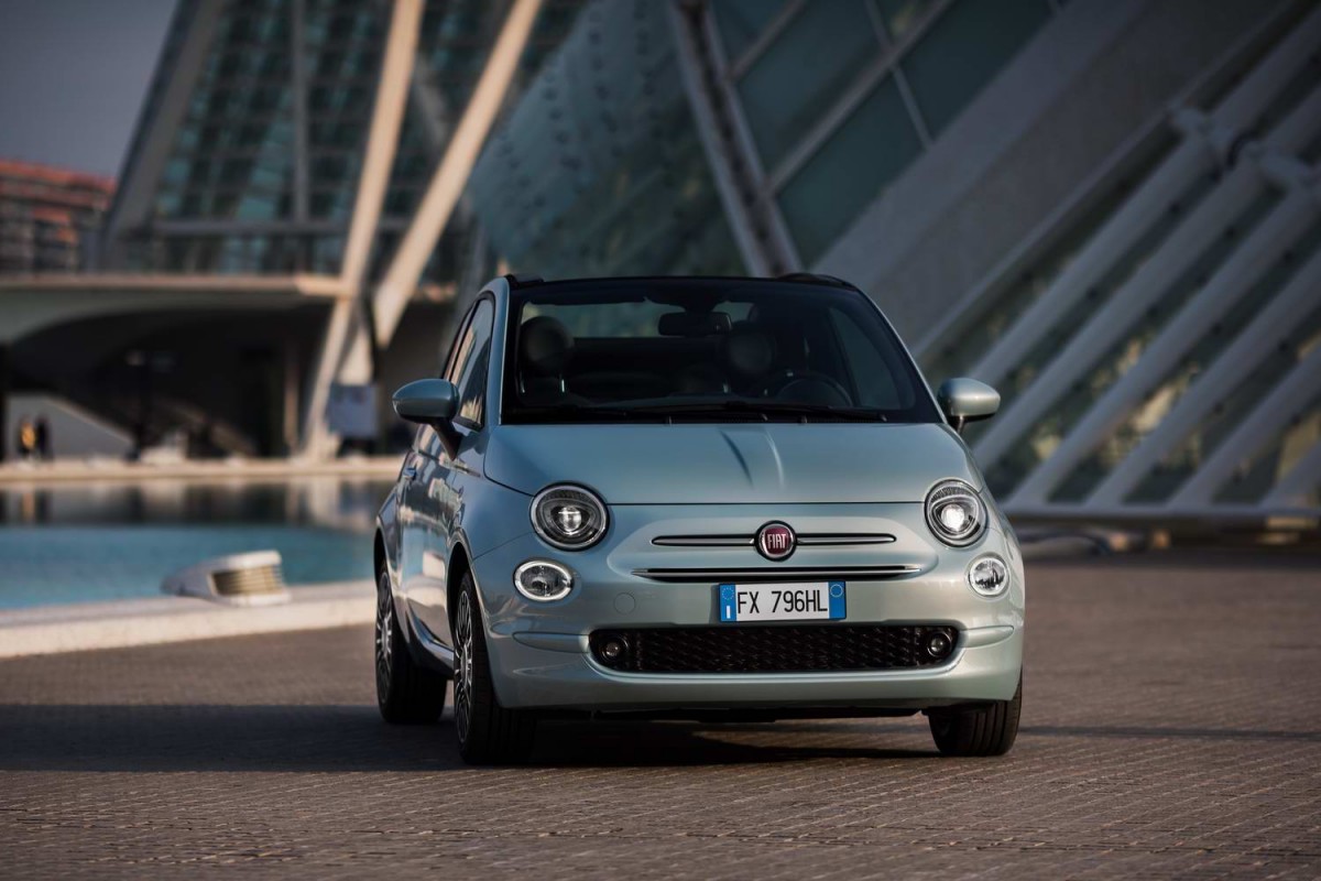 Siap Dirilis, Fiat 500 & Panda Jadi Mobil Listrik Pertama Fiat 