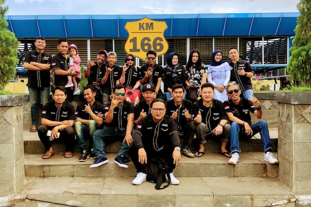 Touring Baksos Agya Ayla SoliDaritas ke Bandung 