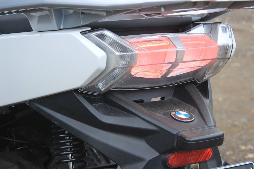 Merasakan Kenyamanan BMW C 400 GT, Rival Berat Yamaha TMax  