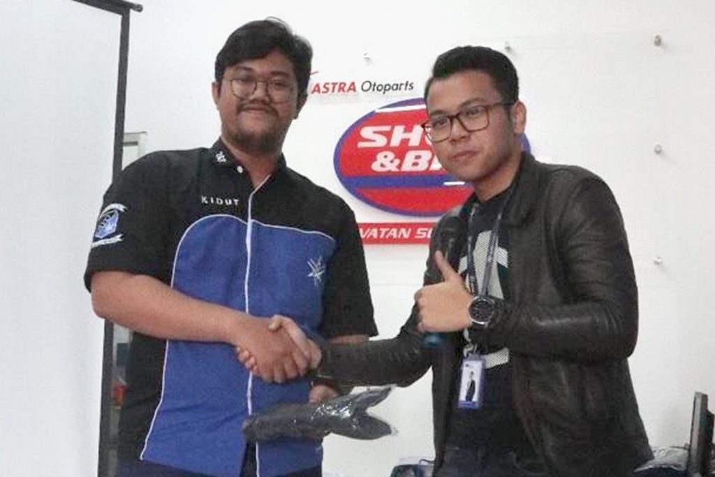 Shop&Bike dan Pirelli Indonesia Gelar Sunmori Bersama Komunitas  