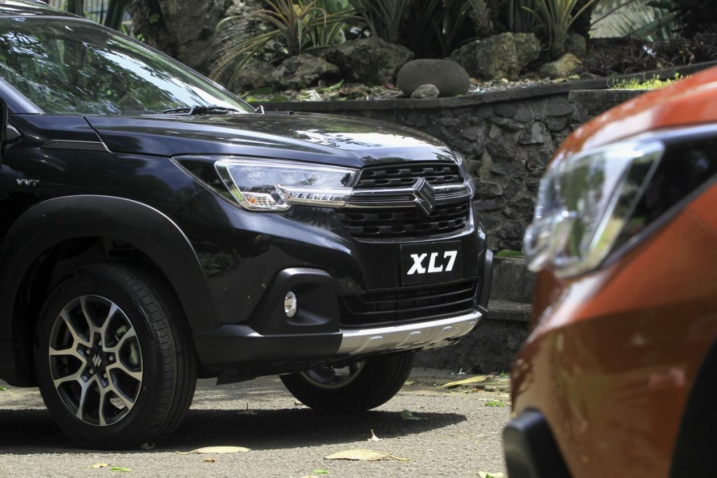 Suzuki XL7 Raih Penghargaan Best Small MPV Crossover 
