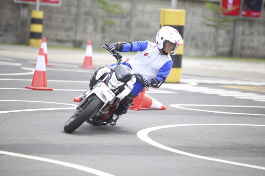 DAM Gelar Safety Riding Competition, Bikin Jurnalis Lebih Pintar 