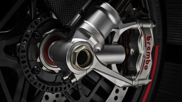 Ducati Superleggera V4 Hanya 500 Unit di Dunia, Tantang BMW H4  