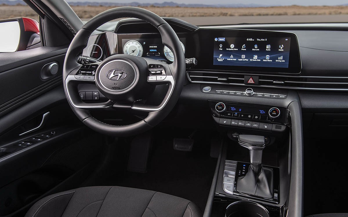 Lebih Ramping, Hyundai Elantra Terbaru Resmi Diluncurkan 