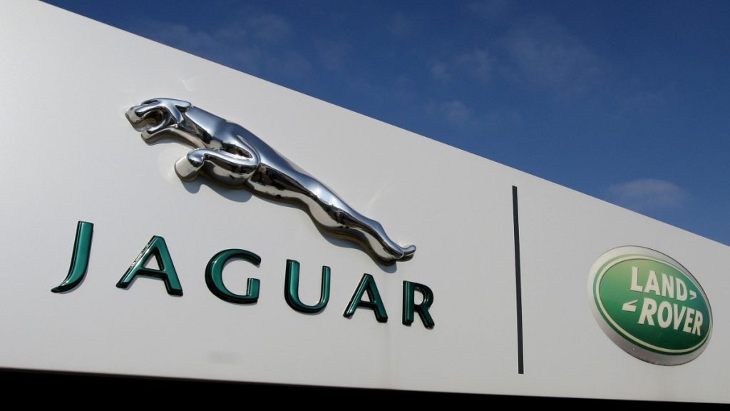Corona Meluas, Jaguar Land Rover Hentikan Produksi di Inggris  