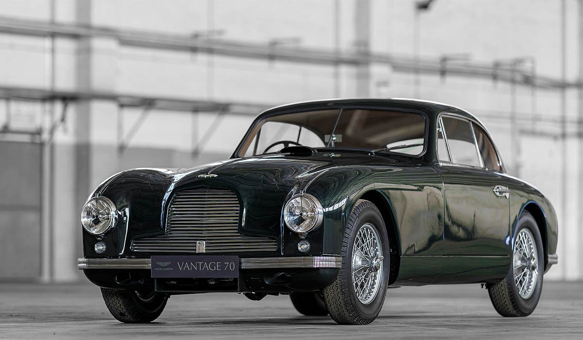 Aston Martin Rayakan 70 Tahun Edisi 'Vantage' 
