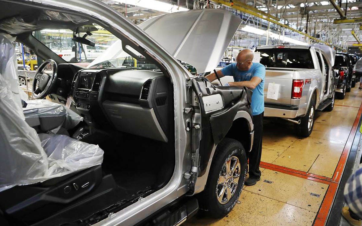Imbas COVID-19: Ford, GM & FCA Hentikan Produksi di AS 