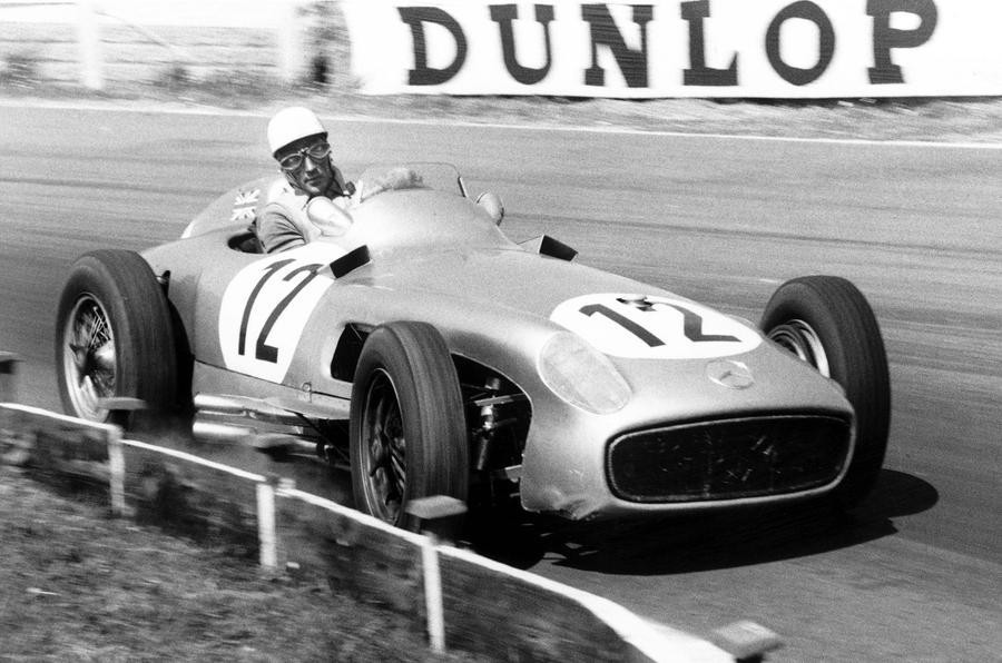 Sir Stirling Moss, Pebalap Legendaris F1 Tutup Usia  