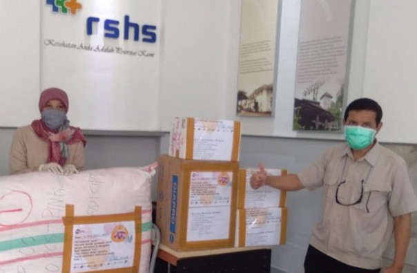 Daya Group Donasikan APD untuk Tenaga Medis dan Paket Sembako 