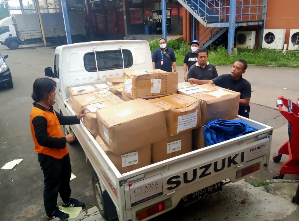 Suzuki Reaksi Cepat Bantu Pendistribusian Donasi Bagi Tenaga Medis 