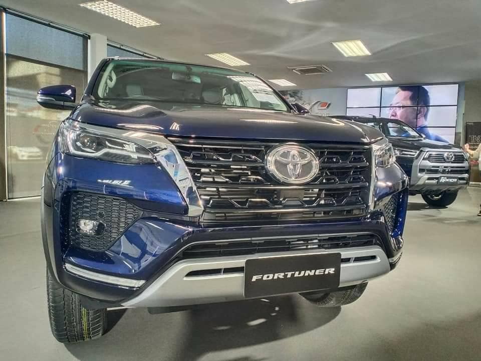 Toyota Fortuner 2021, Penyegaran Luar Dalam 