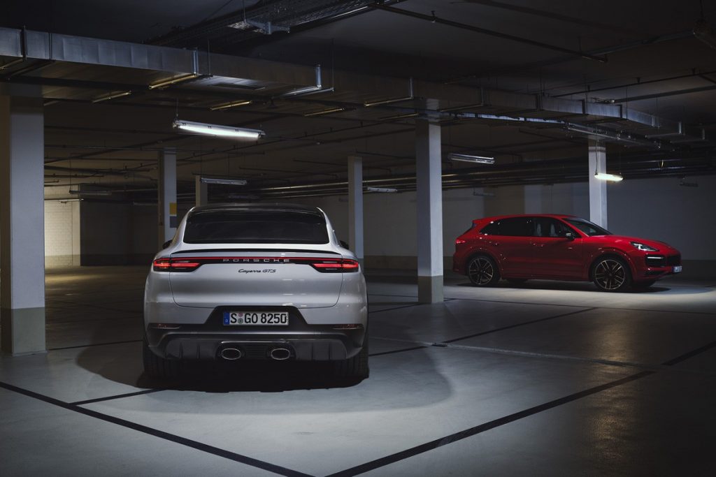 Cayenne GTS dan Cayenne GTS Coupé, Lengkapi Jajaran SUV Porsche  