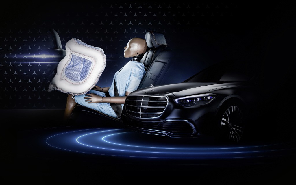 Mercedes-Benz S-Class 2021, Tawarkan Fitur Airbag Belakang Pertama di Dunia 