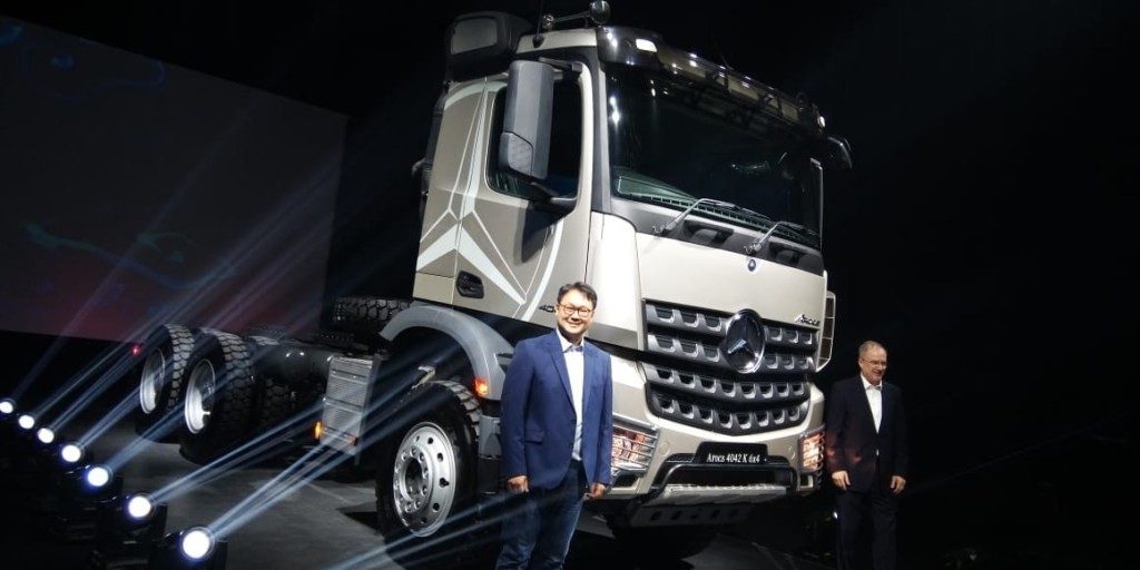 Daimler Commercial Vehicles Indonesia Berikan Kemudahan Layanan Purna Jual  
