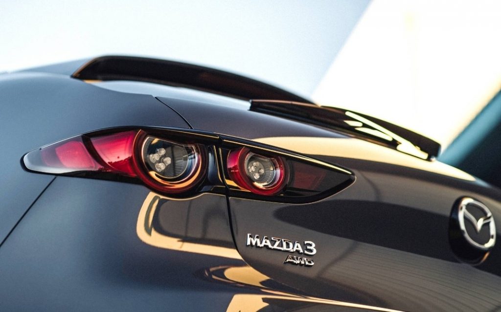 Dongkrak Performa Lebih Dahsyat, Mazda3 Hatchback Turbo Meluncur Di Pasar Amerika.  