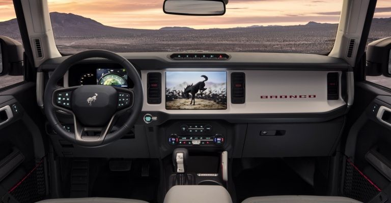 Ford Bronco 2021 VS Jeep Wrangler 2020, Rivalitas Sejati  