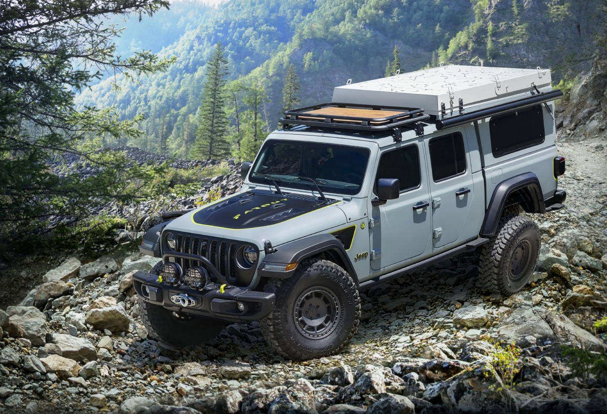 Jeep Gladiator Farout Concept, Memanjakan Penggemar Adventure Off Road  