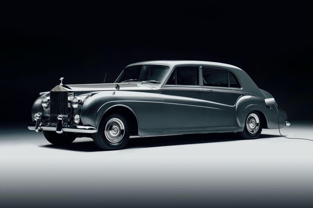 Ingin Punya Rolls-Royce Klasik Versi Listrik? Ini Dia Harganya  