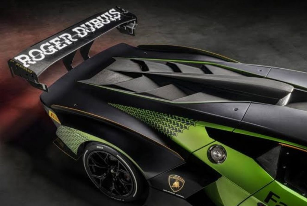 Lamborghini Essenza SCV12, Supercar 50 Miliar Berstatus Ilegal Untuk Jalan Raya  