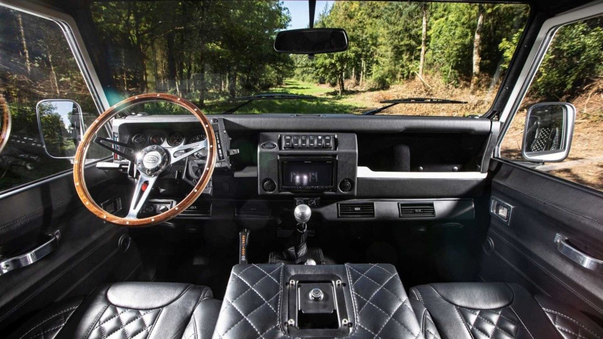 Land Rover Defender Teton D110 1990, Lompatan 30 Tahun  