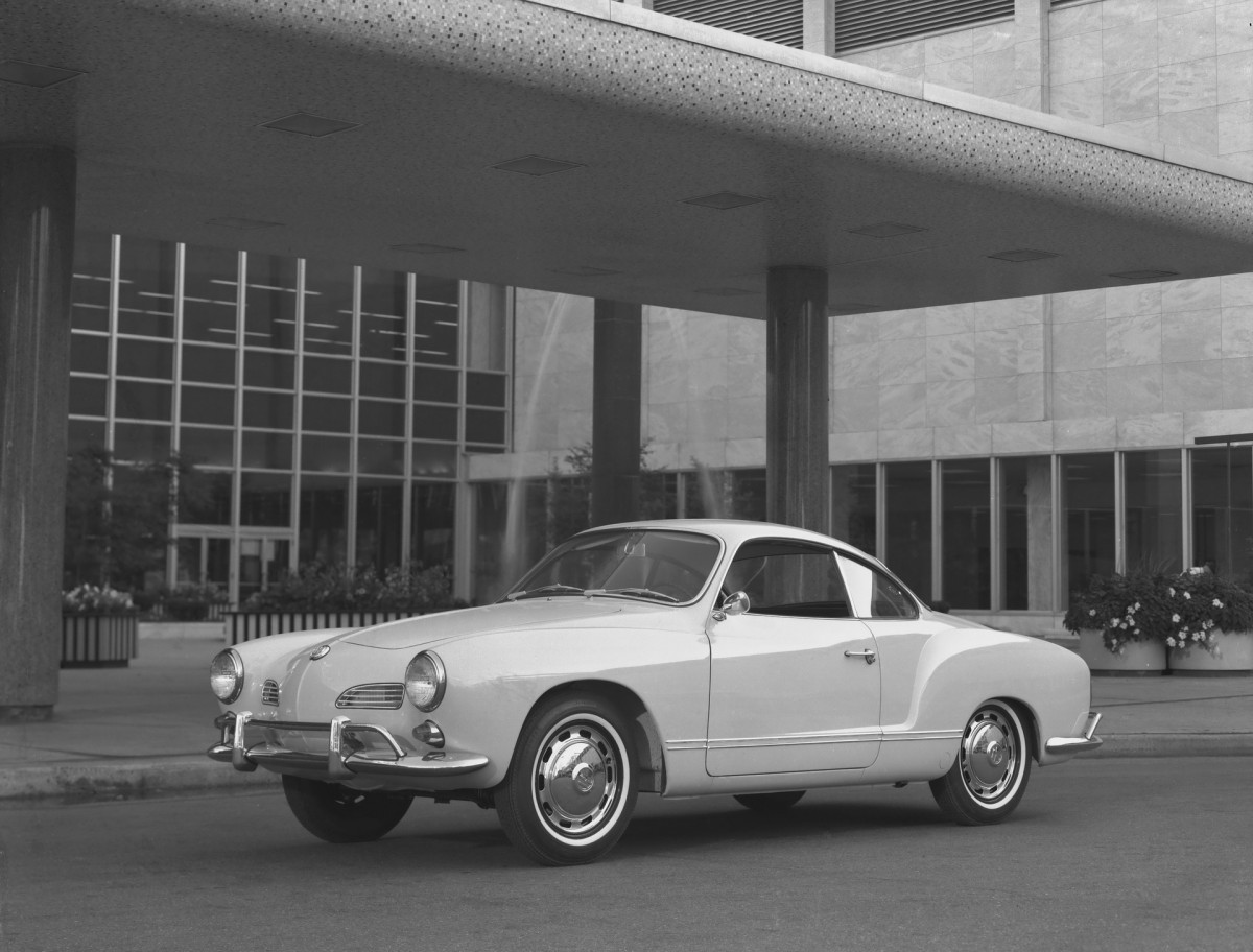 65 Tahun VW Karmann Ghia, Si Cantik Kawin Silang Jerman Italia   