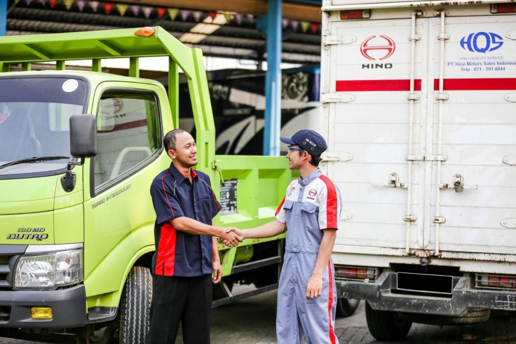 Hino Hadirkan Layanan 3S di Tokopedia  