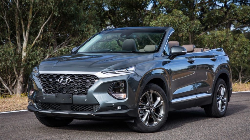 Hyundai Santa Fe "Convertible" Muncul Untuk Syuting Iklan  