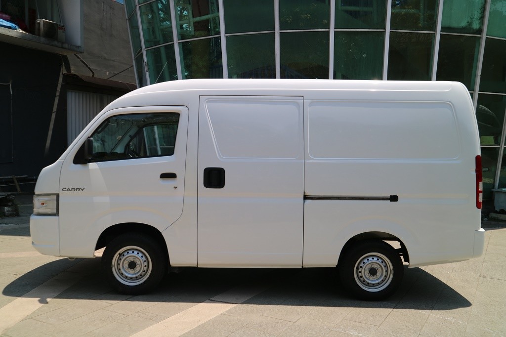 Suzuki Luncurkan Carry Minibus dan Blind Van, Dijual Rp 200 Jutaan 