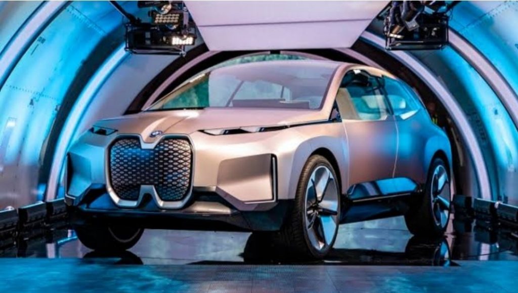 BMW Siapkan EV Terbaru Berbasis Konsep SUV iNext  