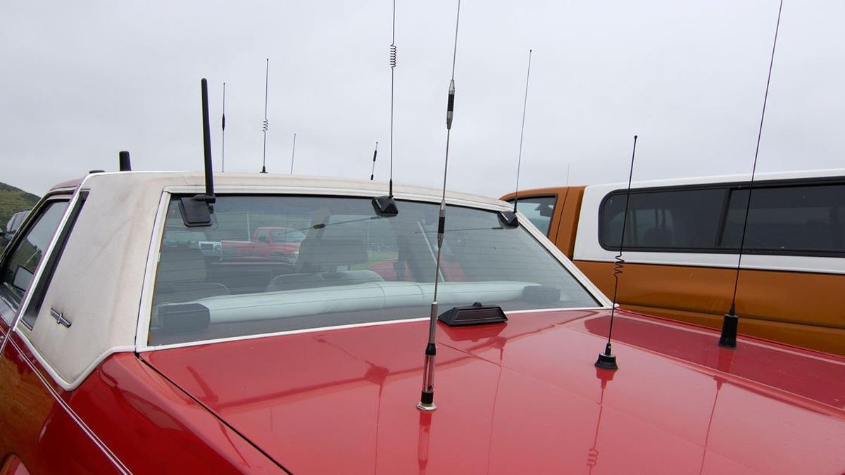 Antena Mobil : Banyak Ragam dan Jenis  