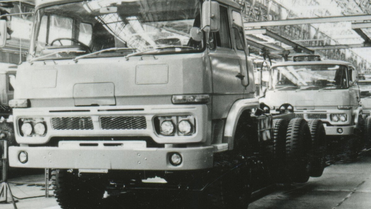 50 Tahun Kiprah Mitsubishi Fuso Di Indonesia, Semua Era Punya Legenda  