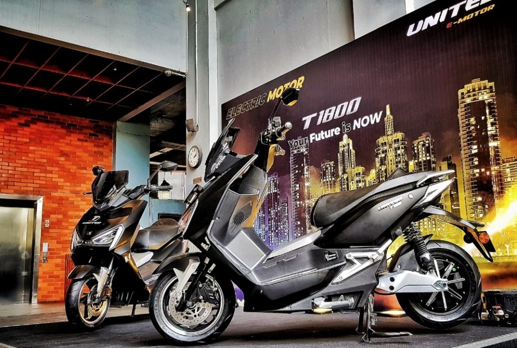 Usung Gaya futuristik, UNITED E-MOTOR T1800 Meluncur di Indonesia  
