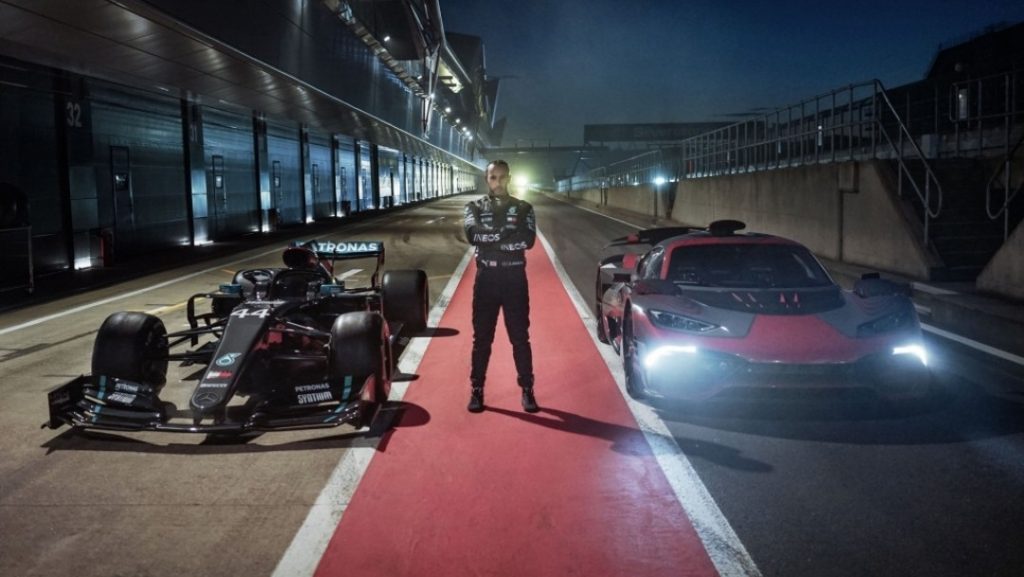 Siap Meluncur, Hypercar Mercedes-Benz AMG One Diuji Jalan Lewis Hamilton  