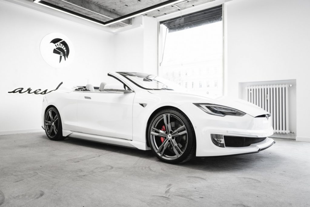Tesla Model S Ini Tampil Convertibel Lewat Ide Modifikasi ARES Design 