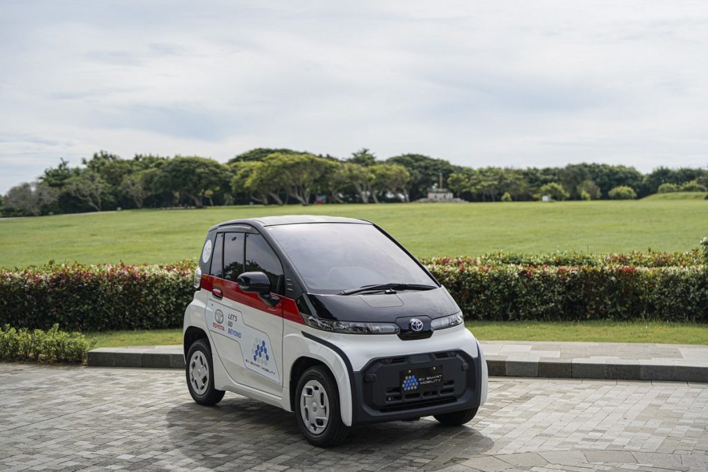 Toyota Hadirkan EV Smart Mobility Di Kawasan Wisata Bali 