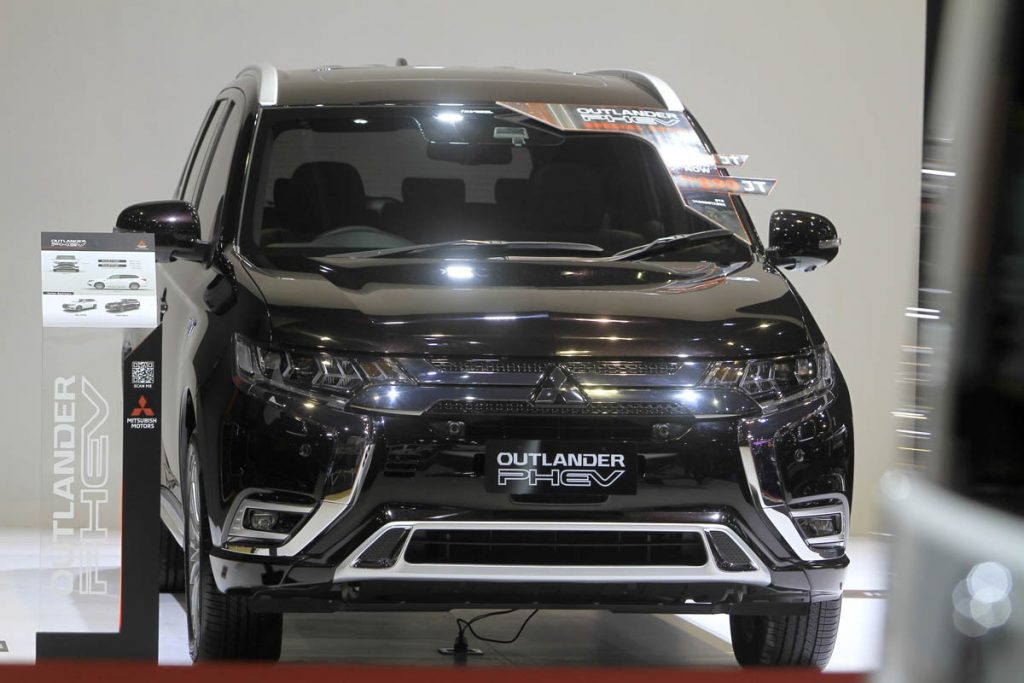 Diskon Rp 421 Juta Untuk Mitsubishi Outlander PHEV di IIMS Hybrid 