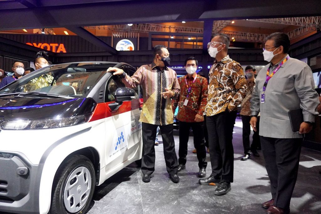 Toyota Hadirkan Teknologi Elektrifikasi Terlengkap di IIMS Hybrid 2021 