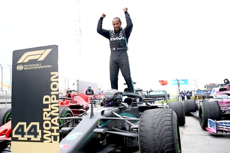 Lewis Hamilton Kuasai F1 Spanyol 2021  