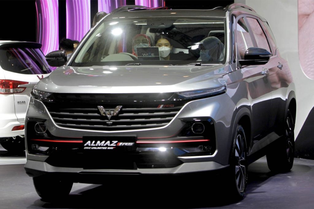Wuling Motors Berikan Harga Spesial Untuk Almaz RS 