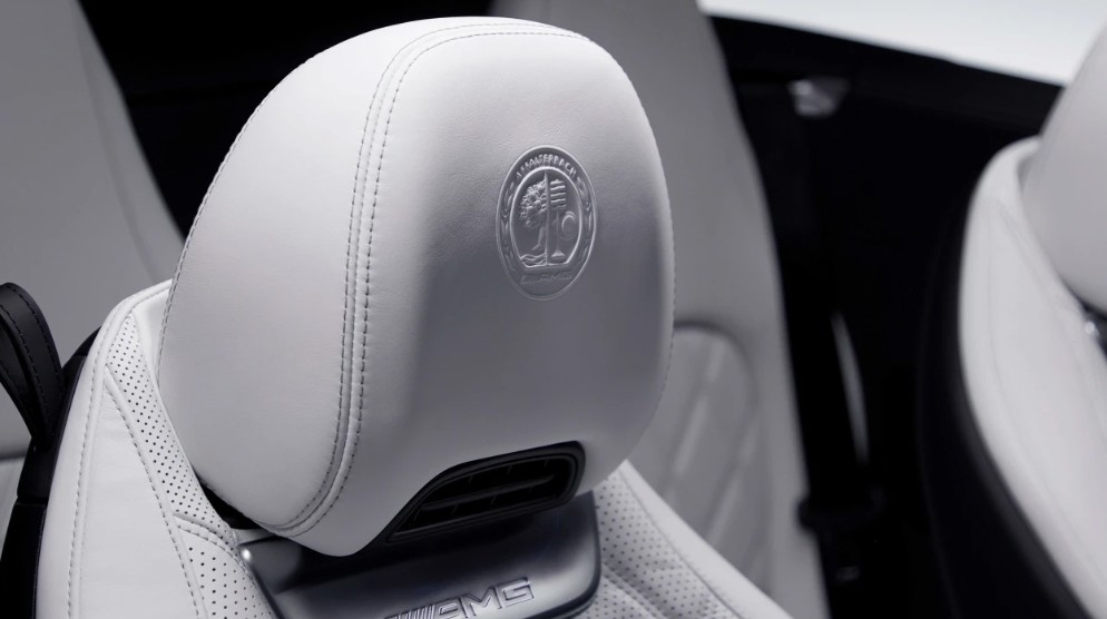 Interior New Mercedes-AMG SL, Paduan Gaya Klasik Ikonik Dengan Era Modern 
