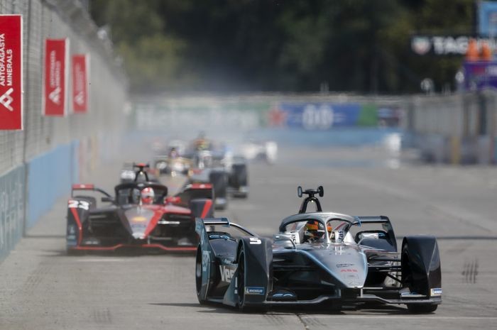 Mercedes-Benz Akhiri Keikutsertaannya di Formula E  